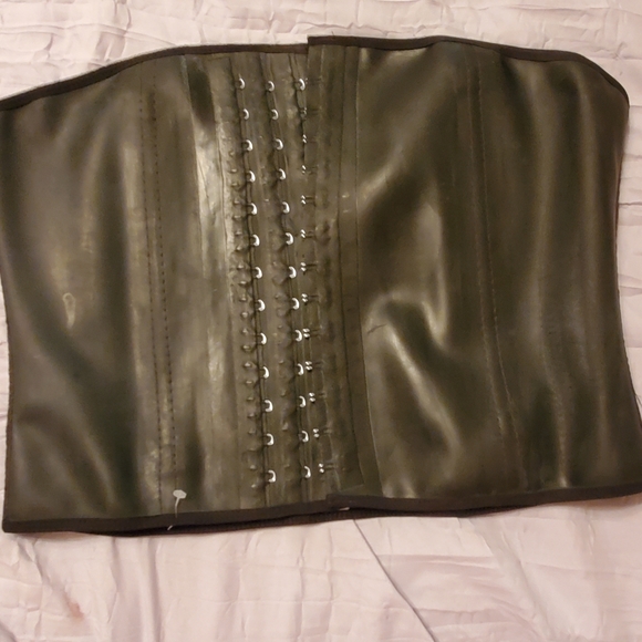 Ann Cherry Black Waist Cincher size 40 XXL - Picture 2 of 9